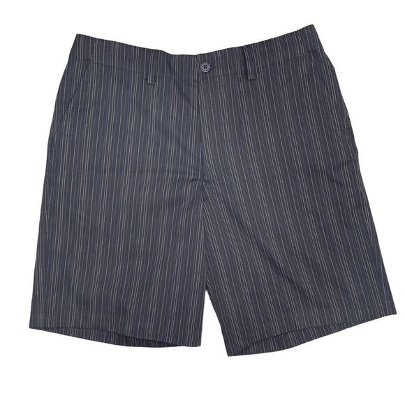 Under Armour Mens Shorts Size 36 Striped - Picture 1 of 5